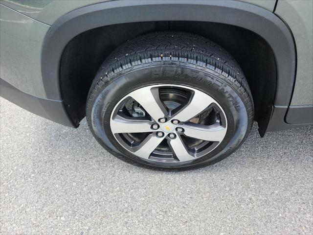 used 2022 Chevrolet Traverse car, priced at $29,149