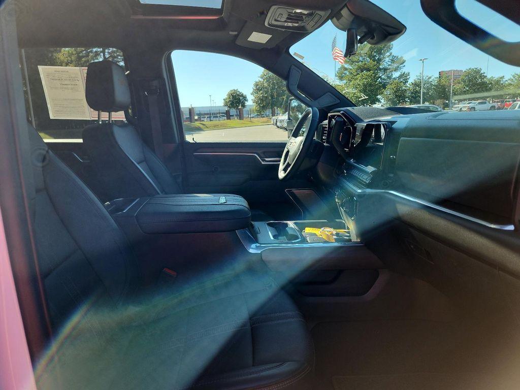 used 2024 Chevrolet Silverado 2500 car, priced at $67,589