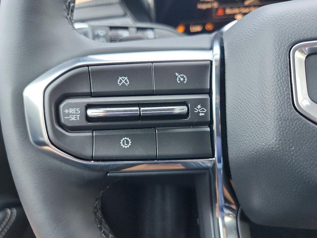 new 2025 GMC Acadia car, priced at $44,073