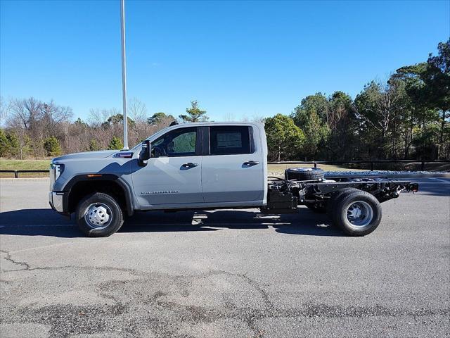 new 2025 GMC Sierra 3500 car, priced at $63,361