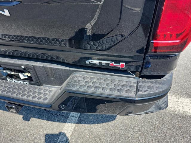 new 2025 GMC Canyon car, priced at $50,952