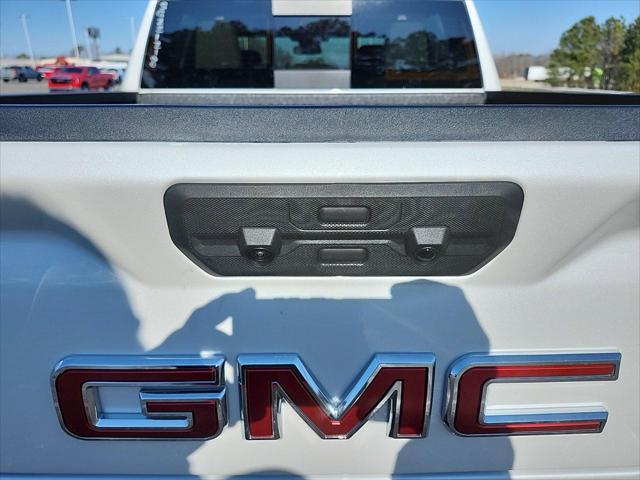 new 2025 GMC Sierra 1500 car, priced at $59,605