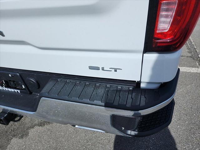 new 2025 GMC Sierra 1500 car, priced at $54,251