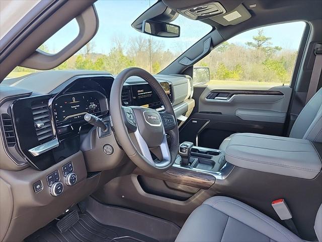 new 2025 GMC Sierra 1500 car, priced at $54,251