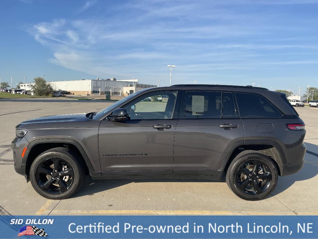used 2023 Jeep Grand Cherokee car, priced at $34,992
