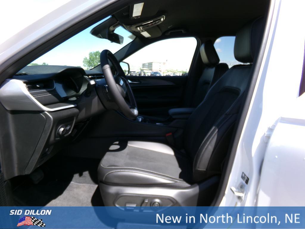 new 2025 Jeep Grand Cherokee car, priced at $42,450