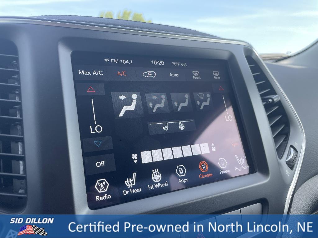 used 2022 Jeep Cherokee car, priced at $25,491