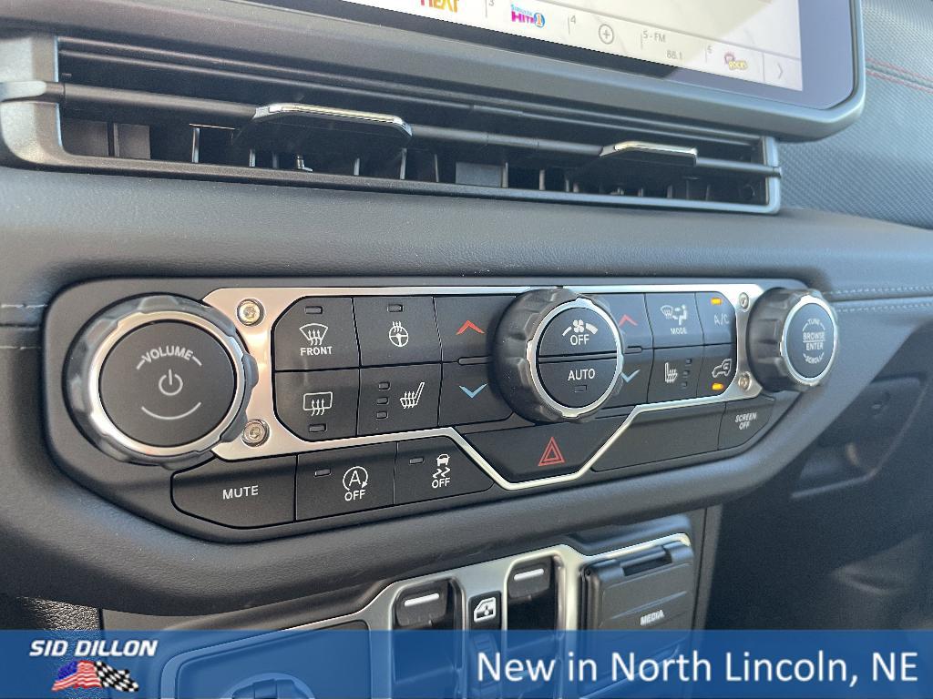 new 2025 Jeep Wrangler car, priced at $61,248