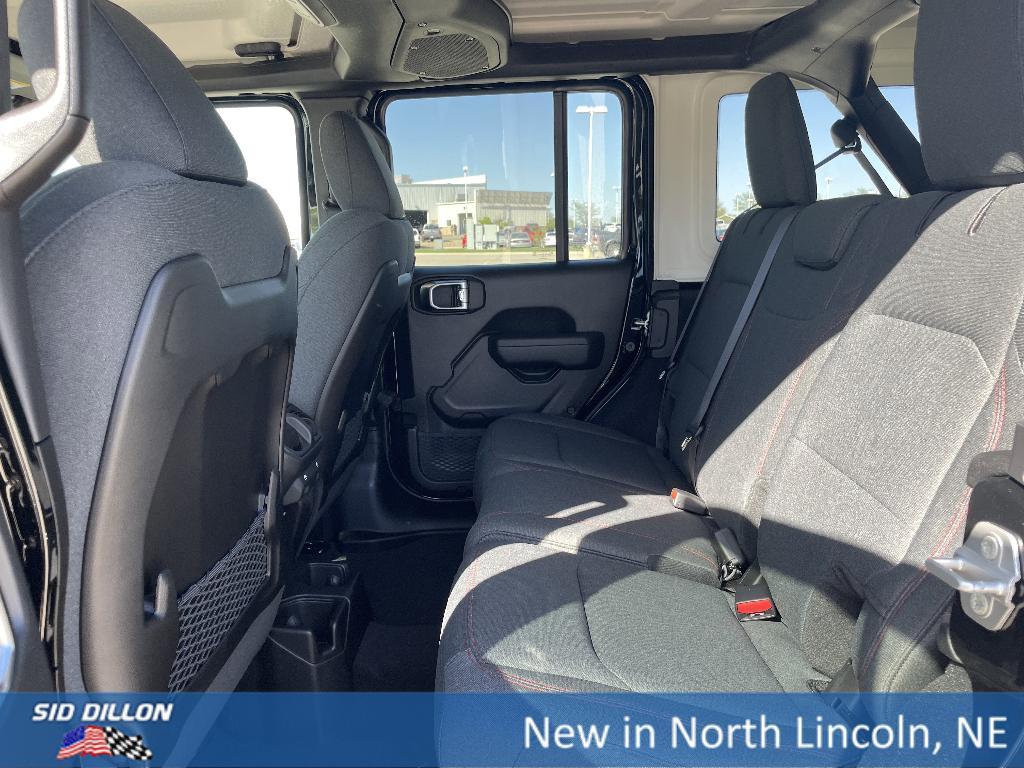 new 2025 Jeep Wrangler car, priced at $61,977