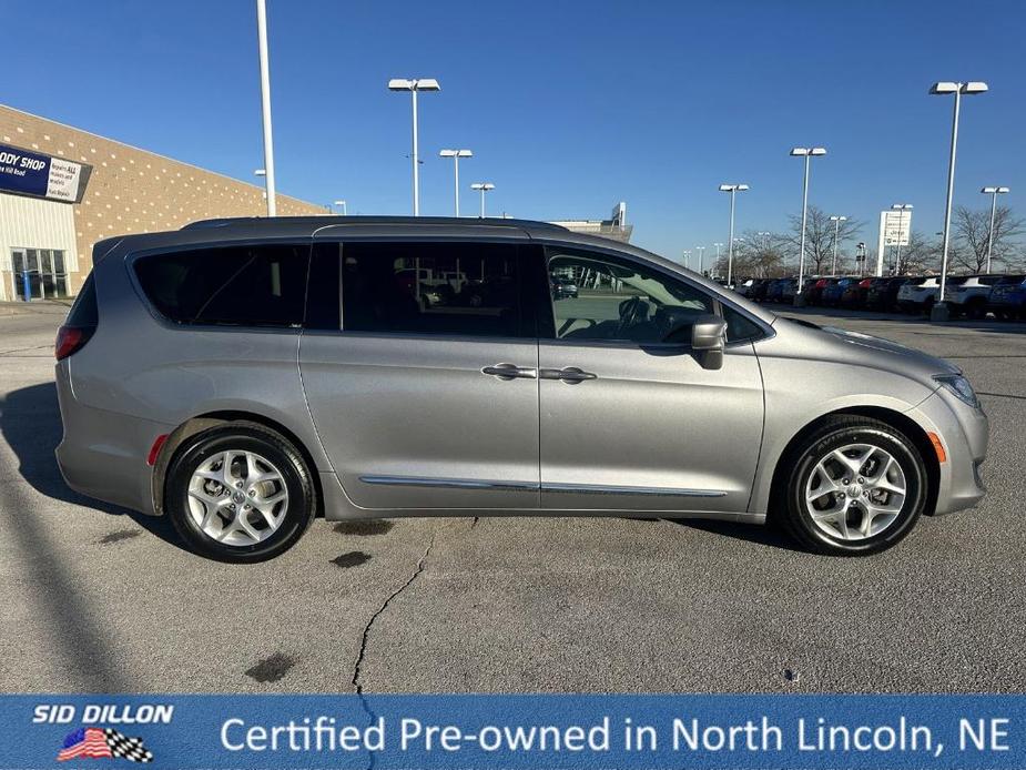 used 2017 Chrysler Pacifica car, priced at $15,492