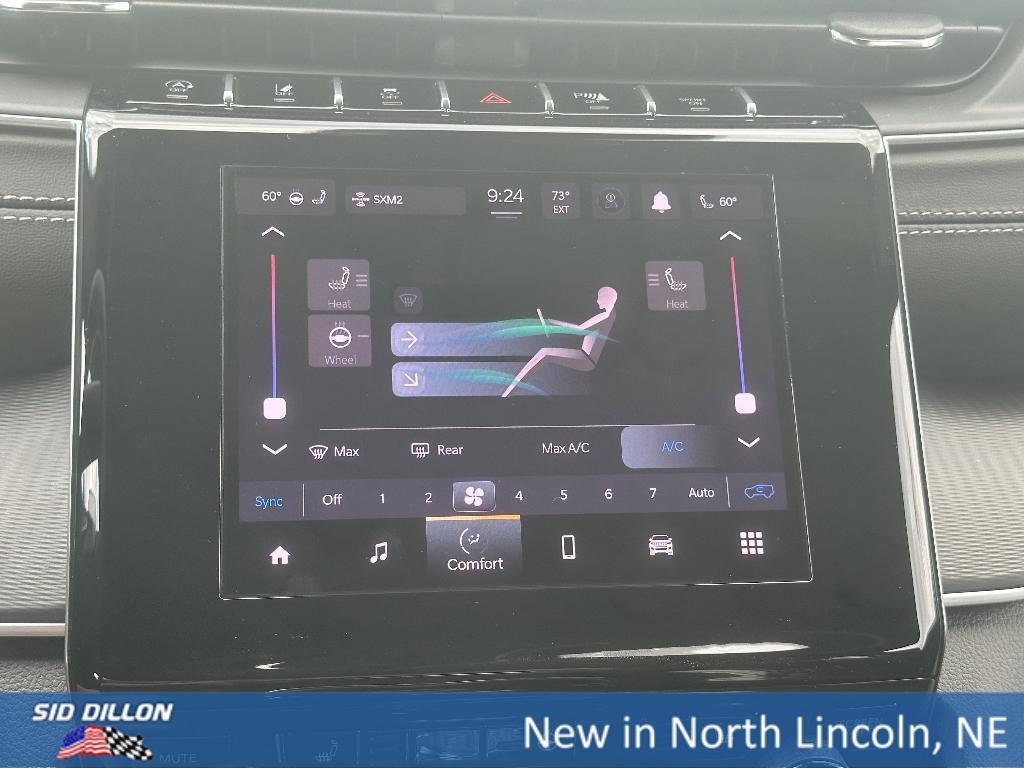 new 2025 Jeep Grand Cherokee car, priced at $42,045