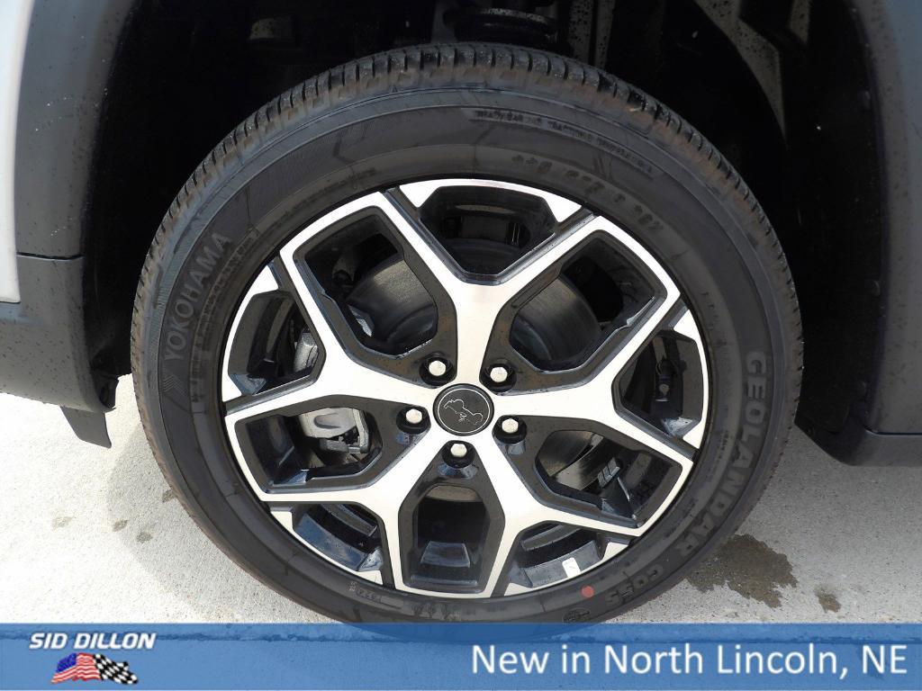 new 2025 Jeep Compass car, priced at $33,210