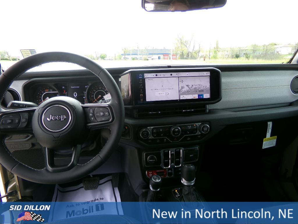 new 2025 Jeep Wrangler car, priced at $55,165