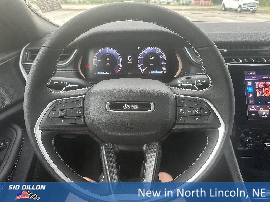 new 2025 Jeep Grand Cherokee car, priced at $42,344