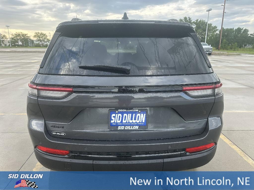 new 2025 Jeep Grand Cherokee car, priced at $42,344
