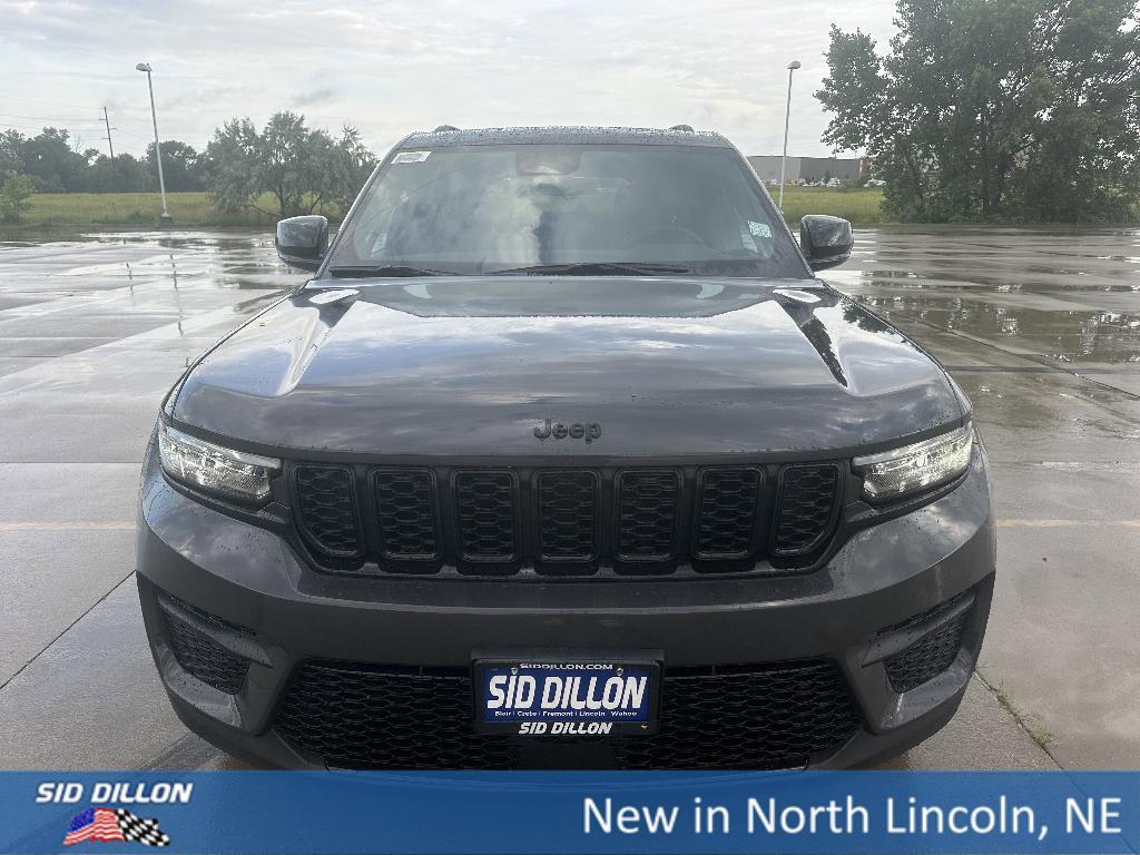 new 2025 Jeep Grand Cherokee car, priced at $42,344
