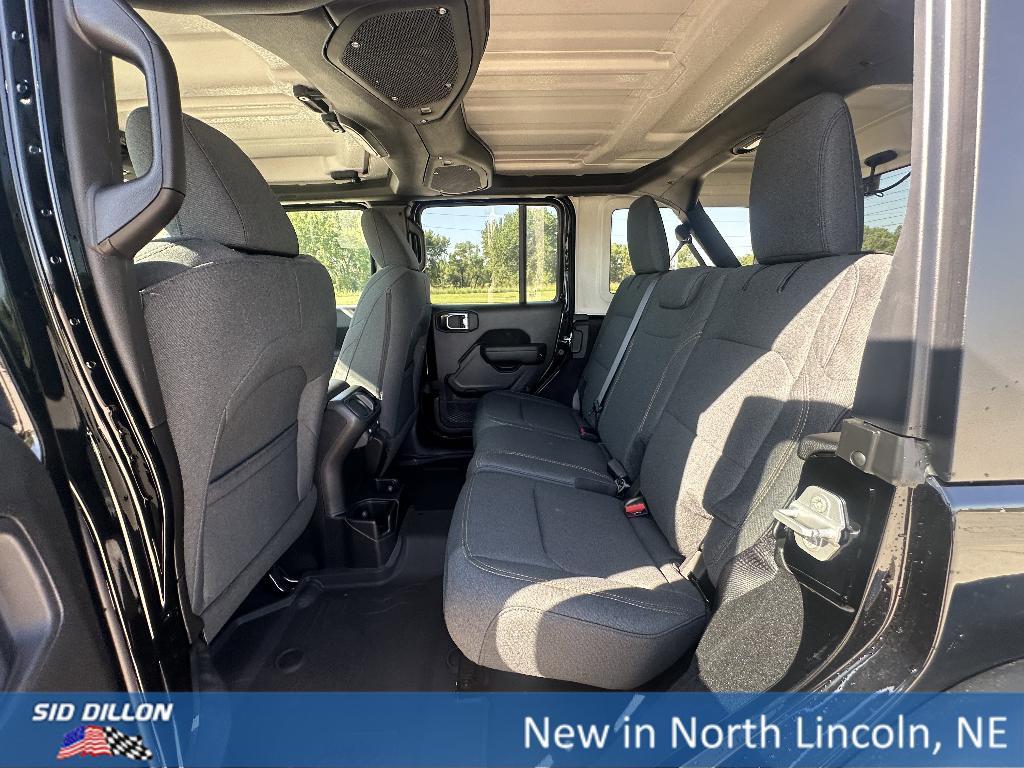 new 2025 Jeep Wrangler car, priced at $53,570