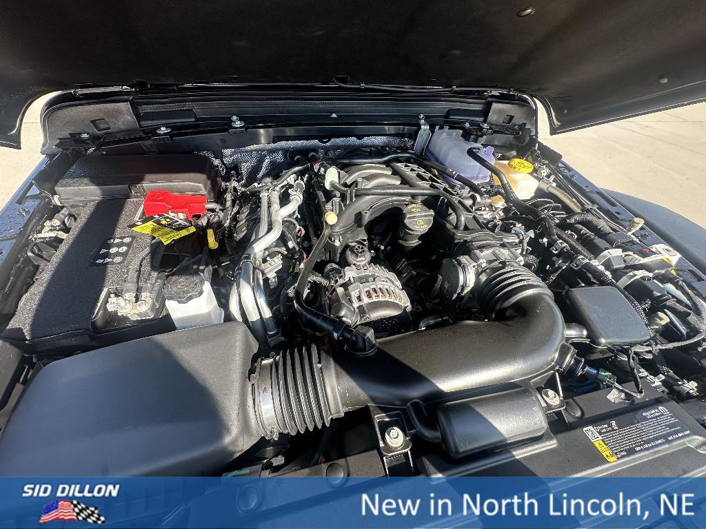 new 2025 Jeep Wrangler car, priced at $53,570