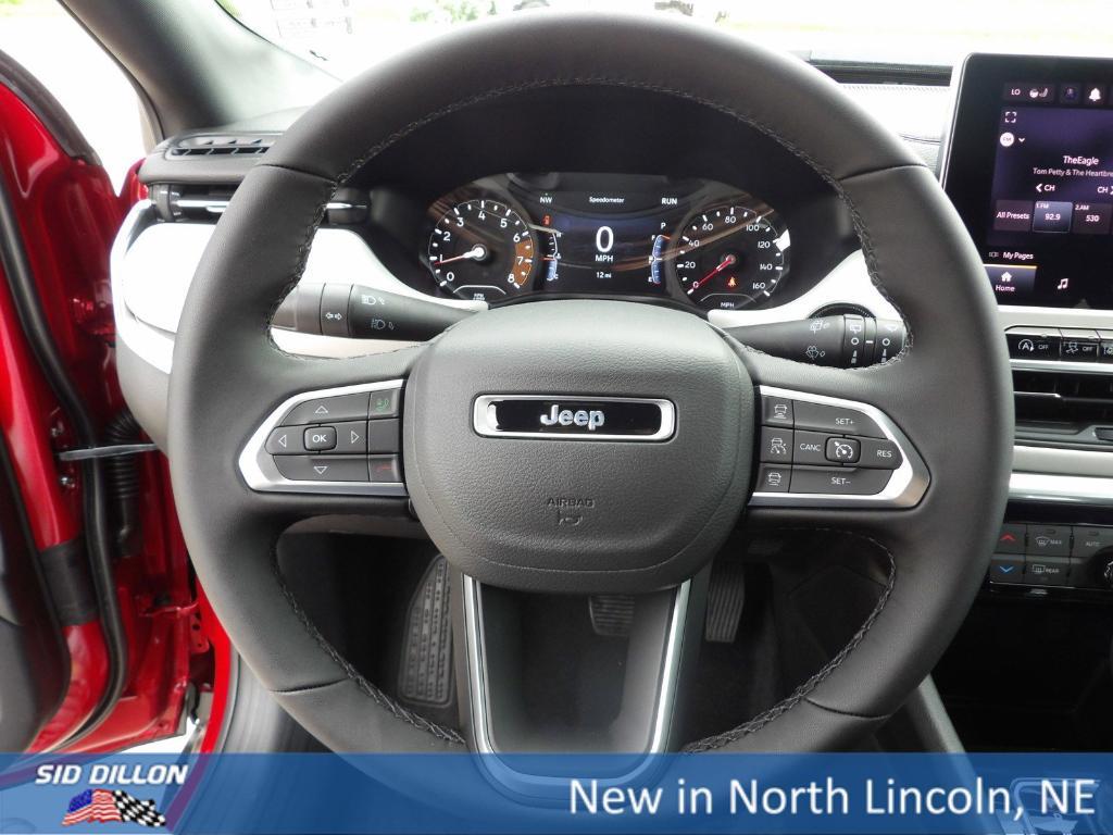 new 2025 Jeep Compass car, priced at $28,935