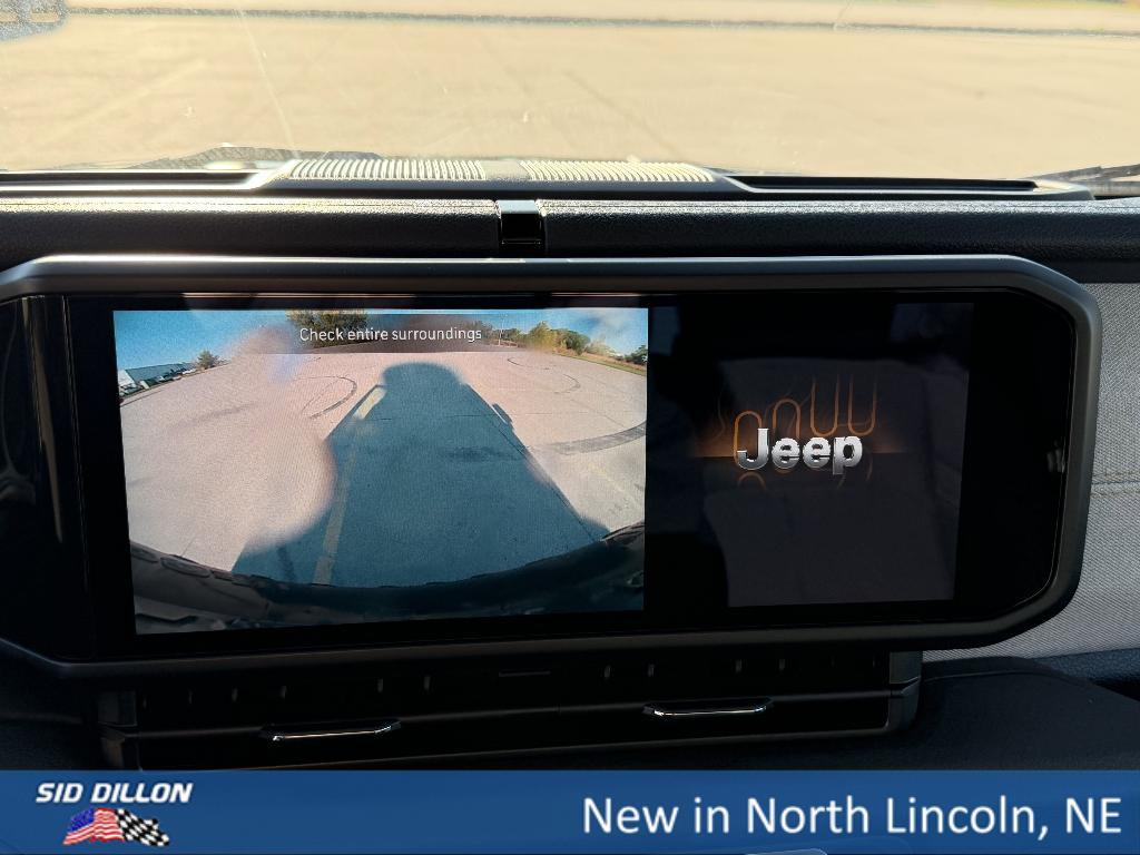 new 2025 Jeep Wrangler car, priced at $46,470