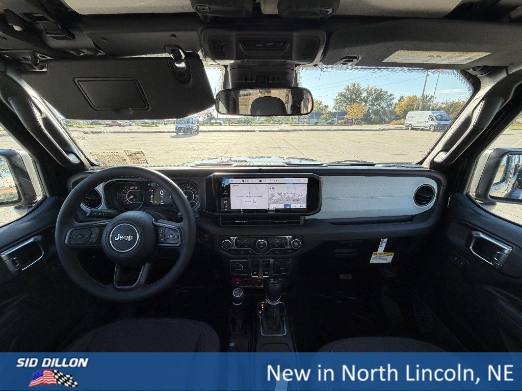 new 2025 Jeep Wrangler car, priced at $46,470