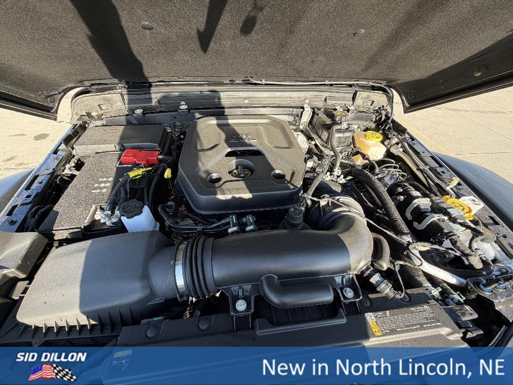 new 2025 Jeep Wrangler car, priced at $46,470