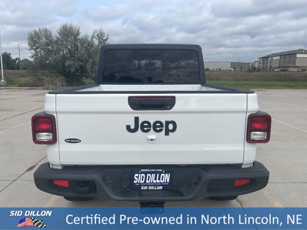 used 2021 Jeep Gladiator car, priced at $33,491