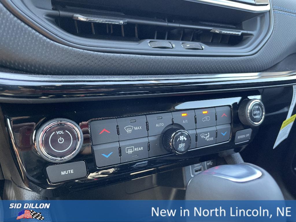 new 2026 Jeep Compass car, priced at $32,025