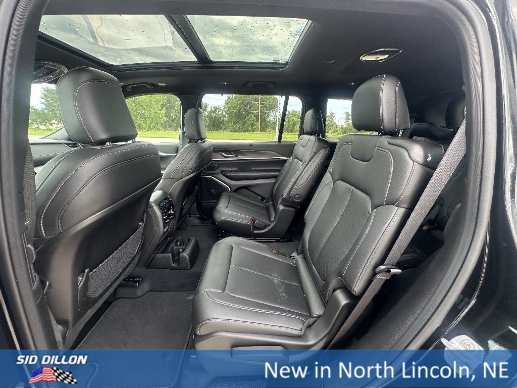new 2025 Jeep Grand Cherokee L car, priced at $53,712