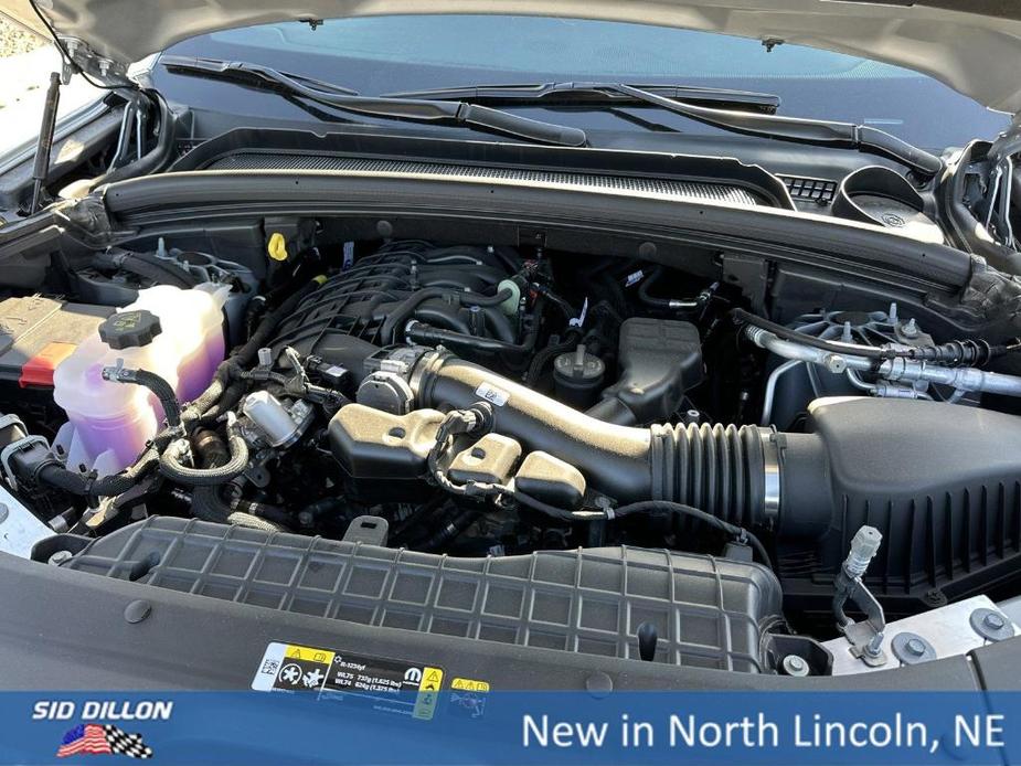 new 2024 Jeep Grand Cherokee L car, priced at $39,220