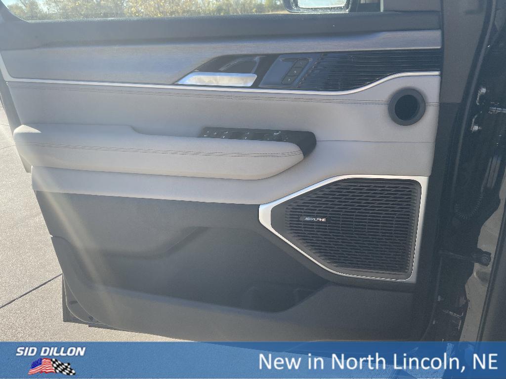 new 2025 Jeep Wagoneer car, priced at $77,230