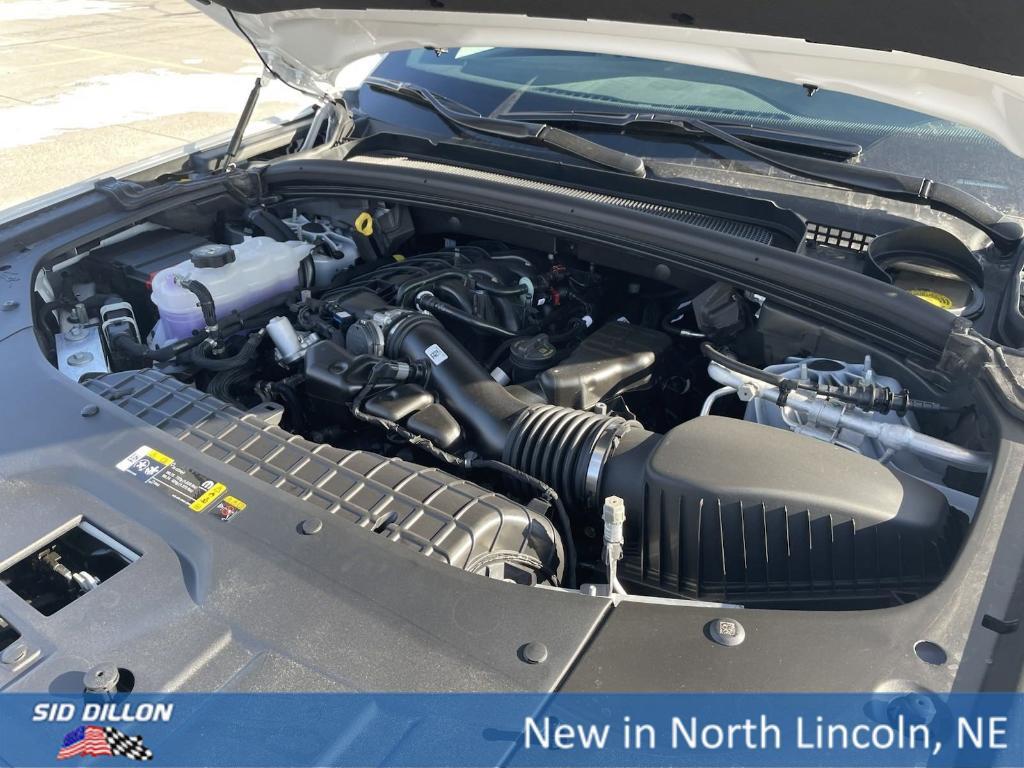 new 2025 Jeep Grand Cherokee car, priced at $40,580