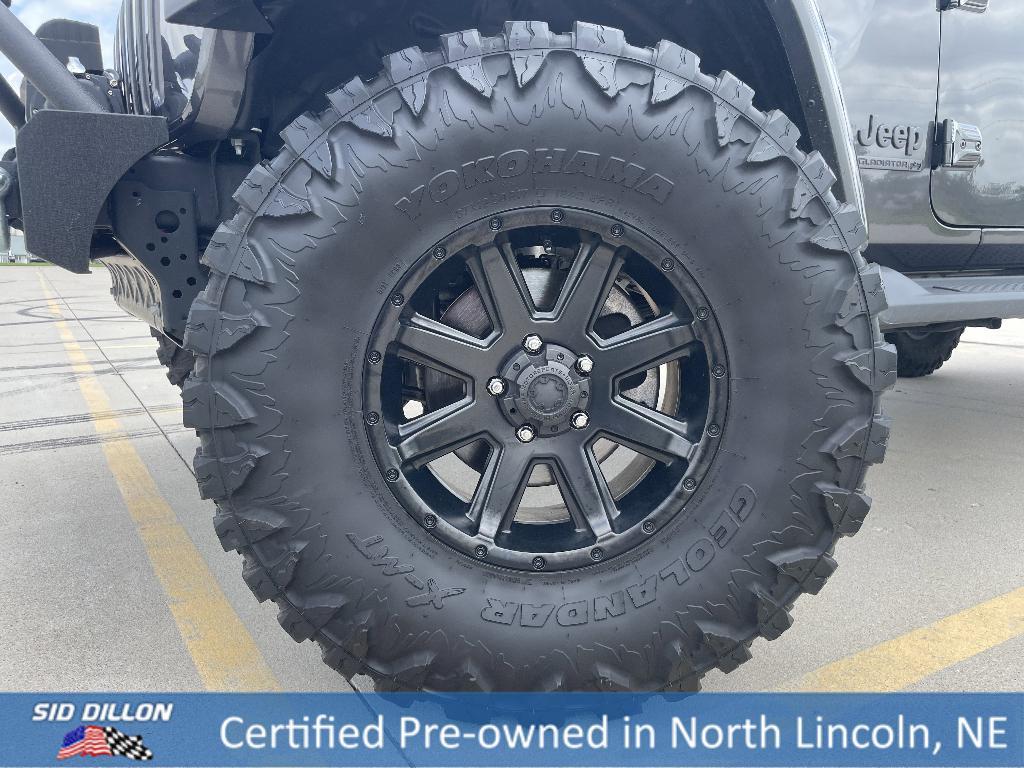 used 2021 Jeep Gladiator car, priced at $37,992