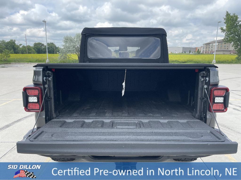 used 2021 Jeep Gladiator car, priced at $37,992