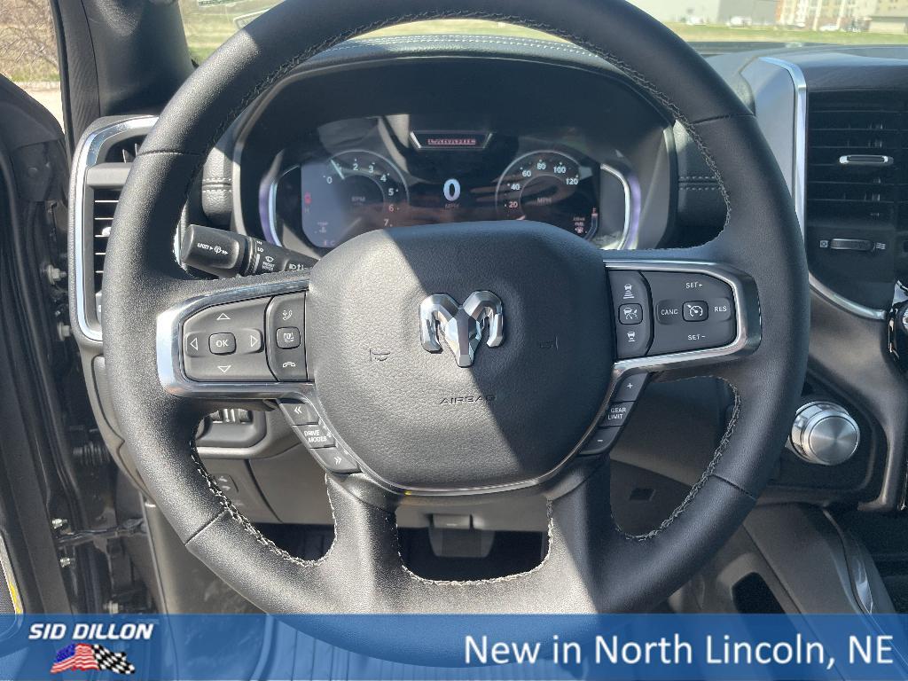 new 2025 Ram 1500 car, priced at $61,620
