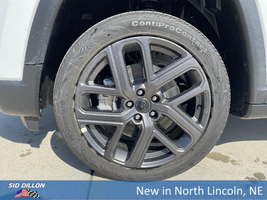 new 2026 Jeep Compass car, priced at $36,025