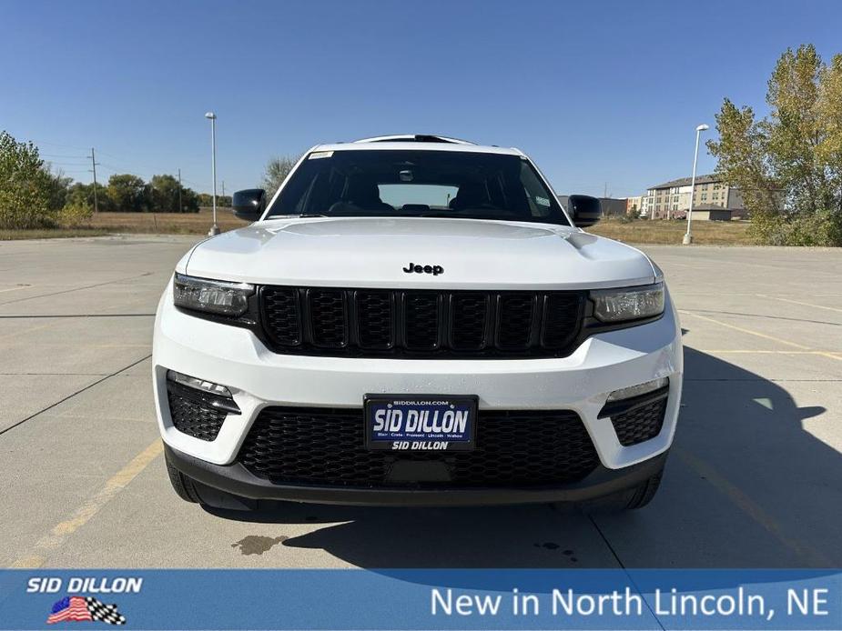 new 2025 Jeep Grand Cherokee car, priced at $46,425