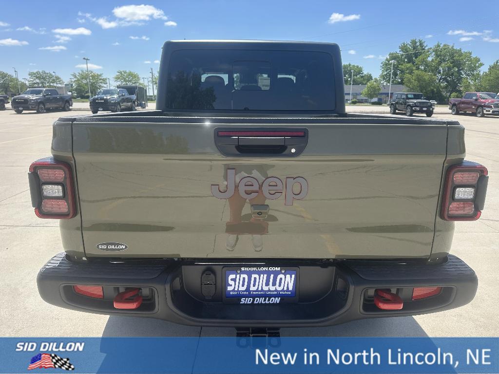 new 2025 Jeep Gladiator car, priced at $49,625
