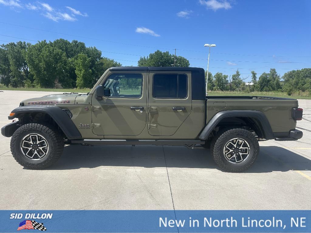 new 2025 Jeep Gladiator car, priced at $49,625