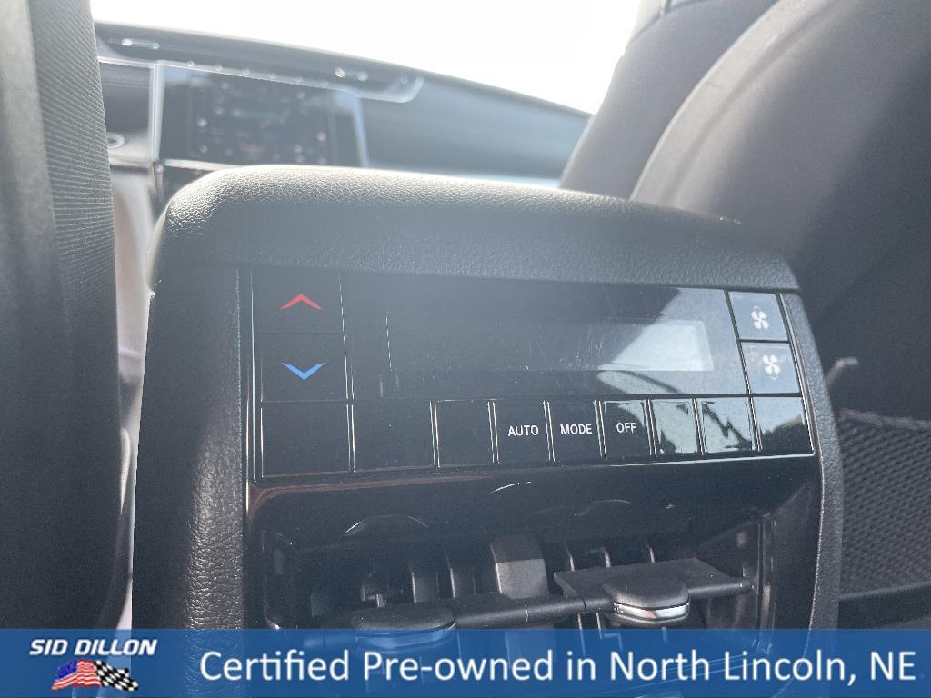 used 2024 Jeep Grand Cherokee L car, priced at $32,991