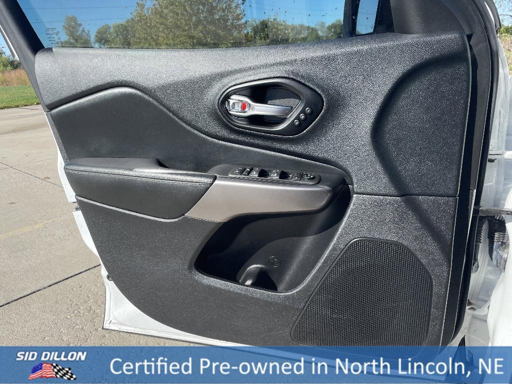 used 2021 Jeep Cherokee car, priced at $22,892