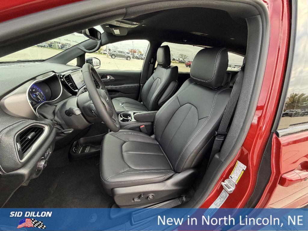 new 2026 Chrysler Pacifica car, priced at $42,060