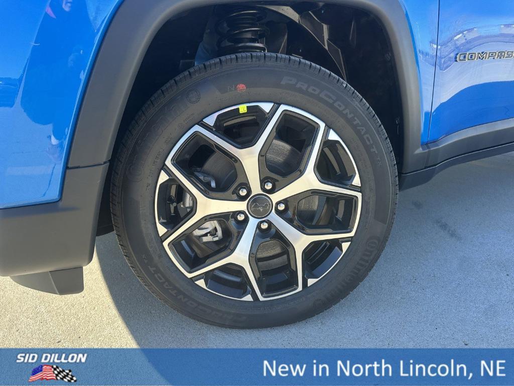 new 2025 Jeep Compass car, priced at $30,435