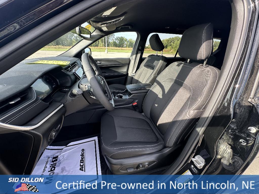 used 2024 Jeep Grand Cherokee L car, priced at $34,991