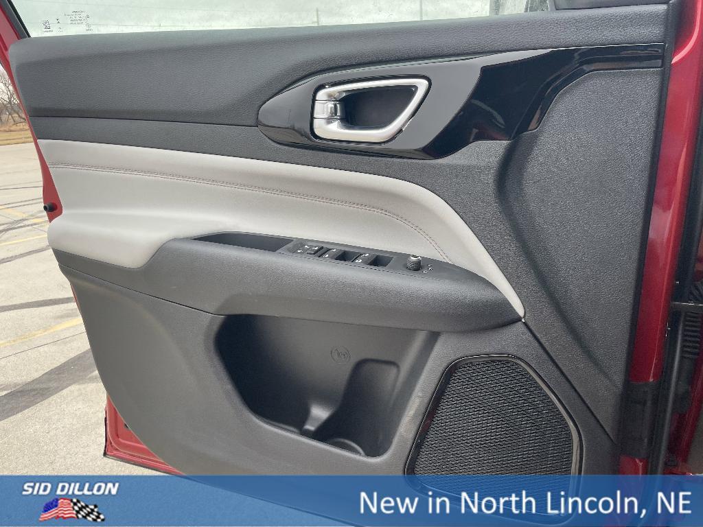 new 2025 Jeep Compass car, priced at $31,843
