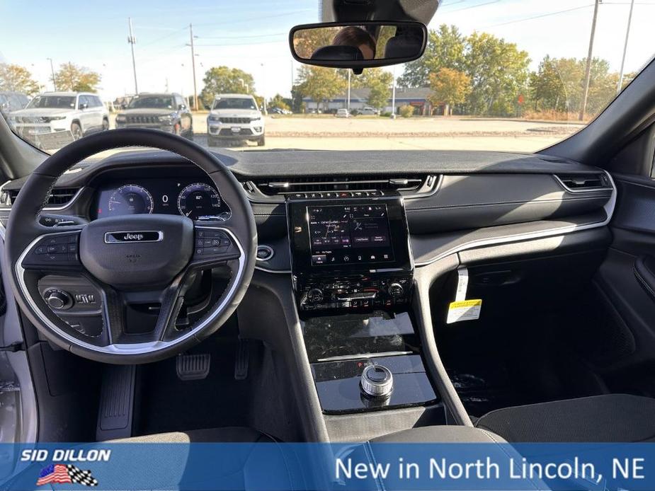 new 2025 Jeep Grand Cherokee L car, priced at $45,175