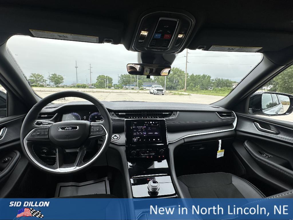 new 2025 Jeep Grand Cherokee L car, priced at $41,375