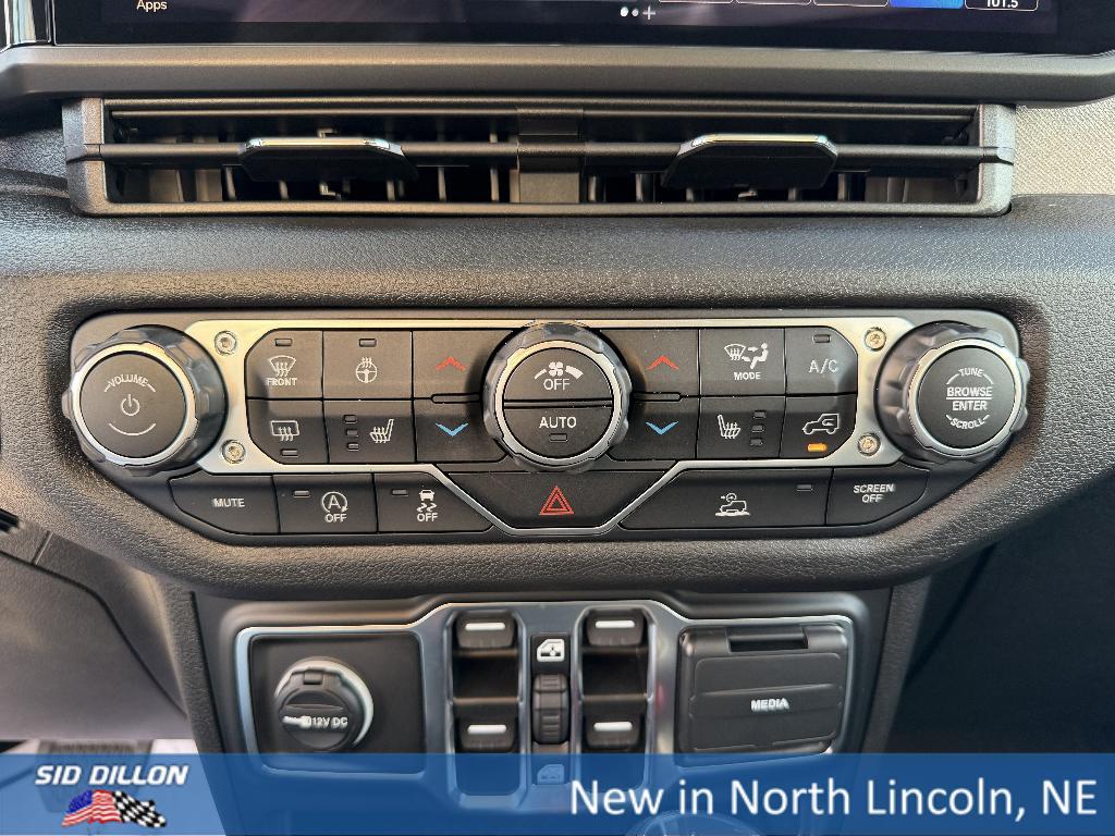 new 2025 Jeep Wrangler car, priced at $38,345