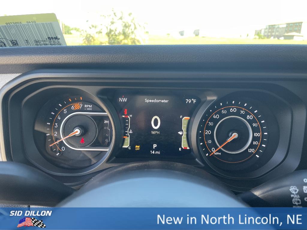 new 2025 Jeep Wrangler car, priced at $45,304