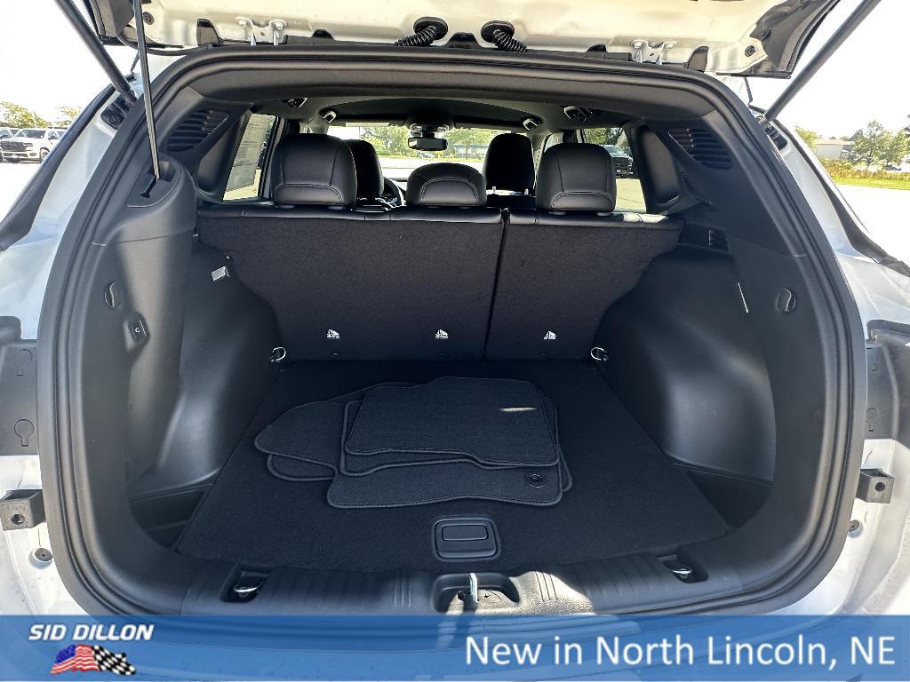 new 2026 Jeep Compass car, priced at $33,025